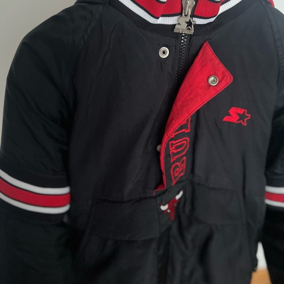 STARTER Bulls Jacket - Picture 2 of 11